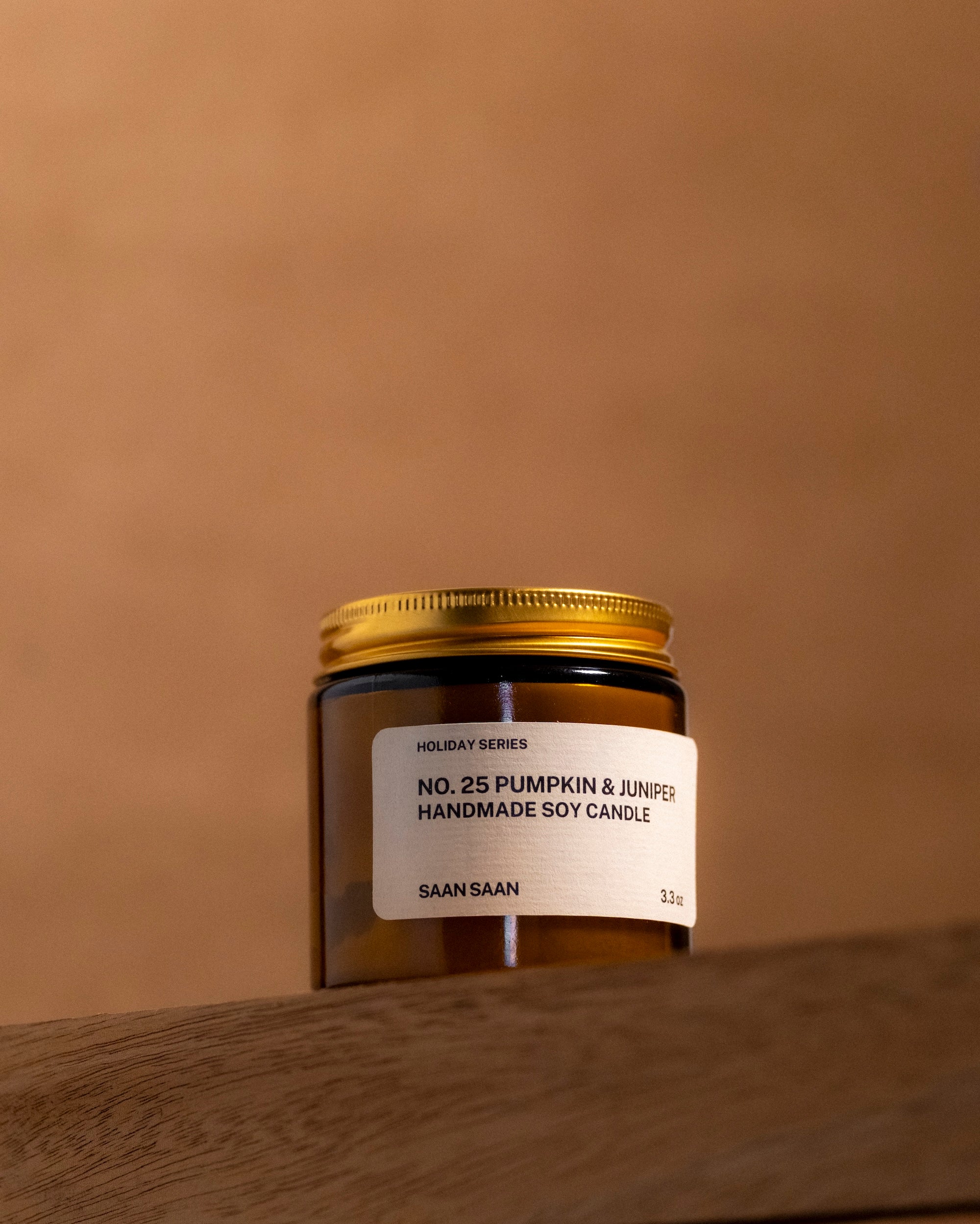 No. 25 Pumpkin & Juniper Soy Candle